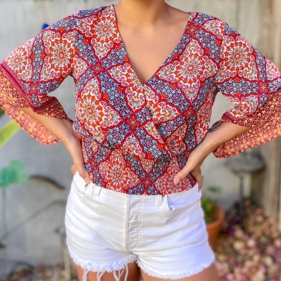 TWINE & STRING Cropped Boho Retro Top with bell Sleeves size Medium - Picture 1 of 11